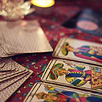 O que é arcano pessoal Saiba como as cartas do Tarot revelam sua missão de vida!