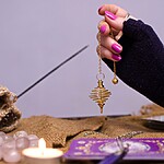 Entenda o que é radiestesia e para que serve, e saiba como aplicar