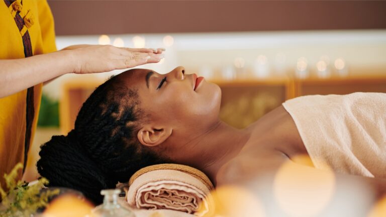O que é Reiki Entenda como funciona e conheça os benefícios