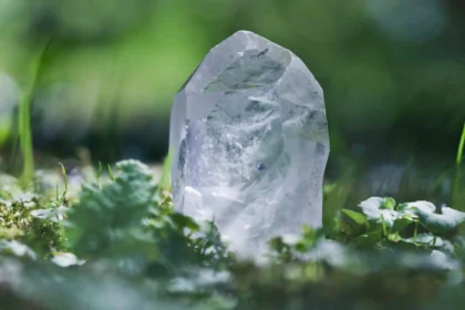 Quartzo de cristal, poder que transforma vidas